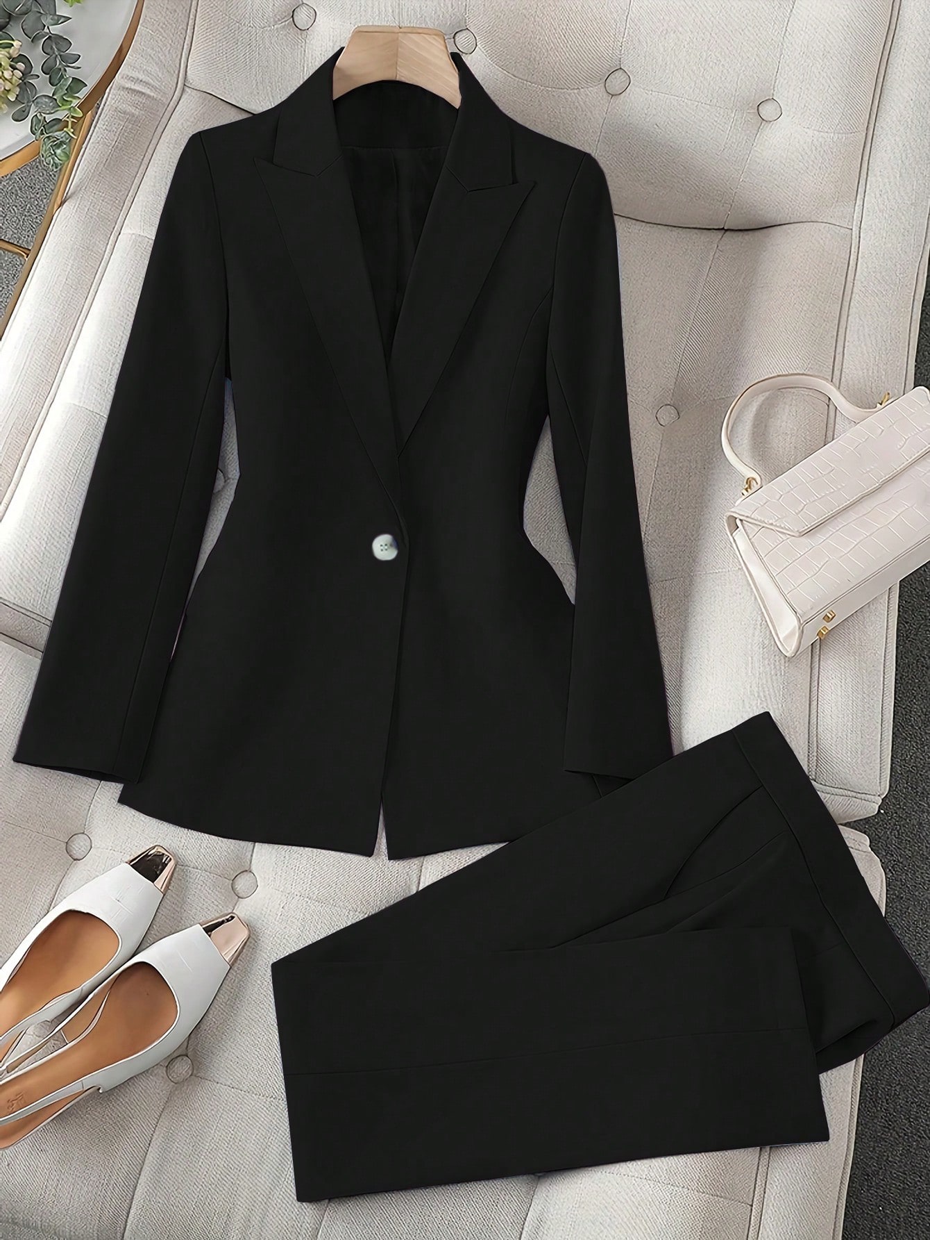 Wedding Job - Women's Black Solid Color Two Piece